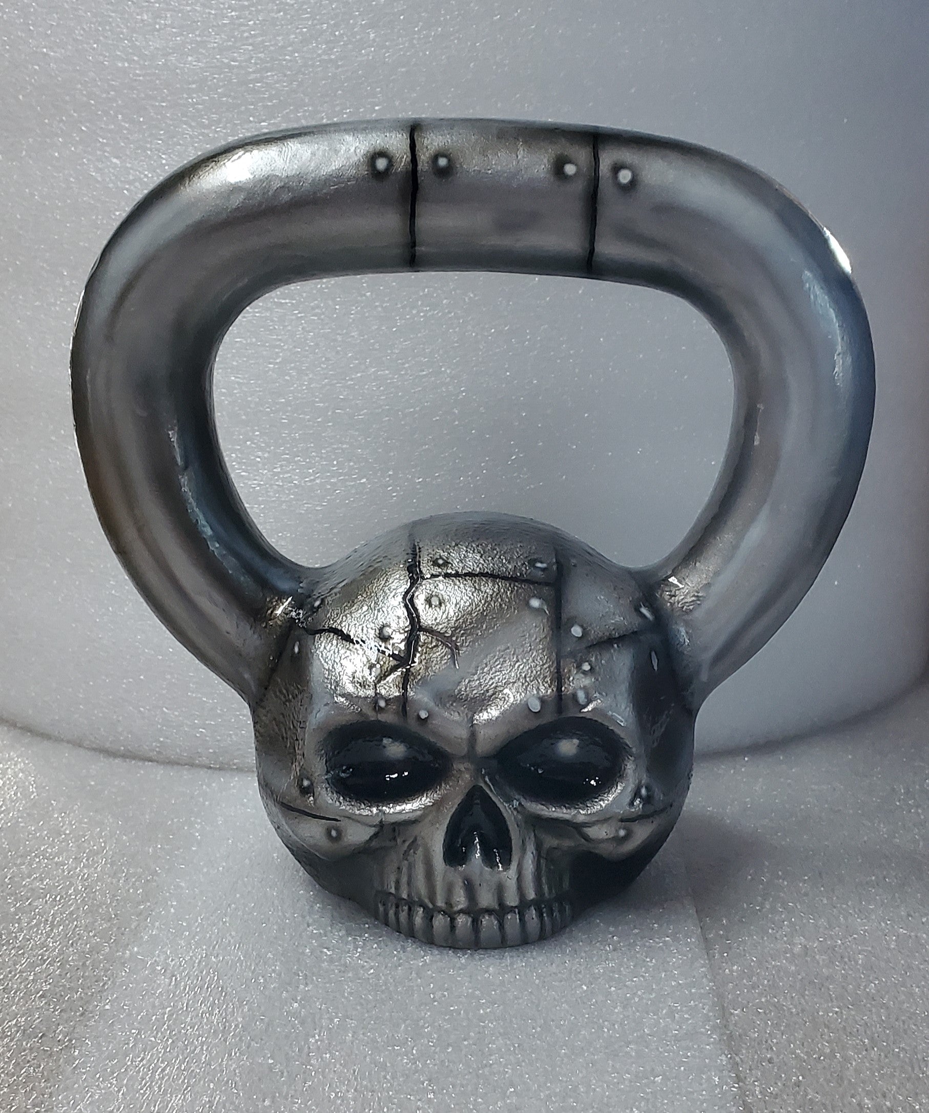 18 Pound Skull Bell